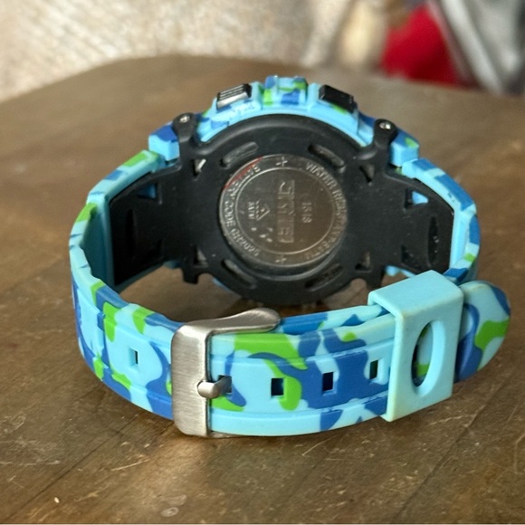 SKMEI blue camouflage sports watch - Picture 3 of 10